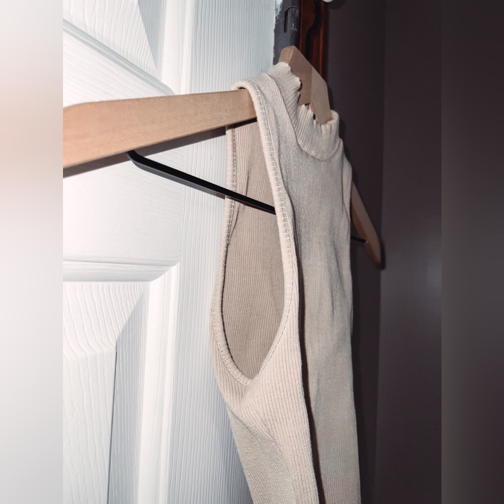 21 Saints Beige Mockneck Tank